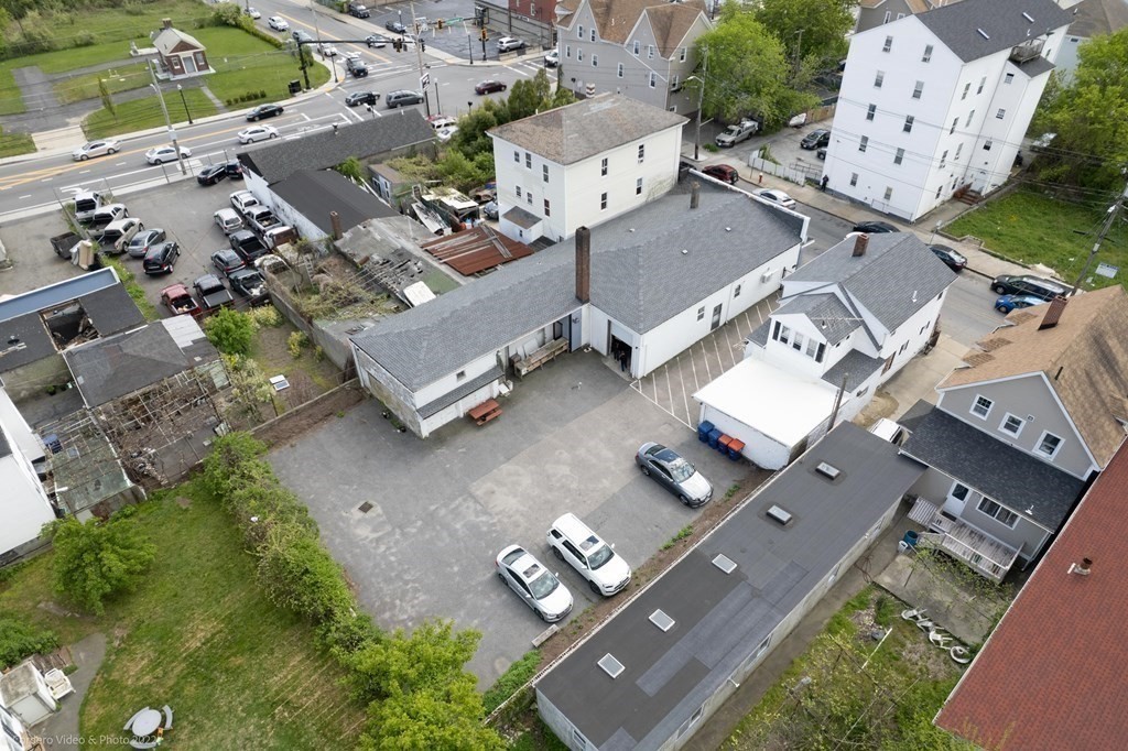 152 Belleville Ave, New Bedford, Massachusetts, ,Commercial Sale,For Sale,Belleville Ave,73452353