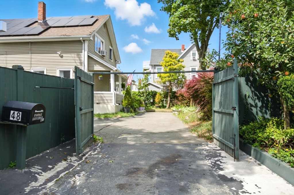 48 Tappen Street, Everett, Massachusetts, 2 Bedrooms Bedrooms, 4 Rooms Rooms,1 BathroomBathrooms,Residential Lease,For Rent,Tappen Street,73459355