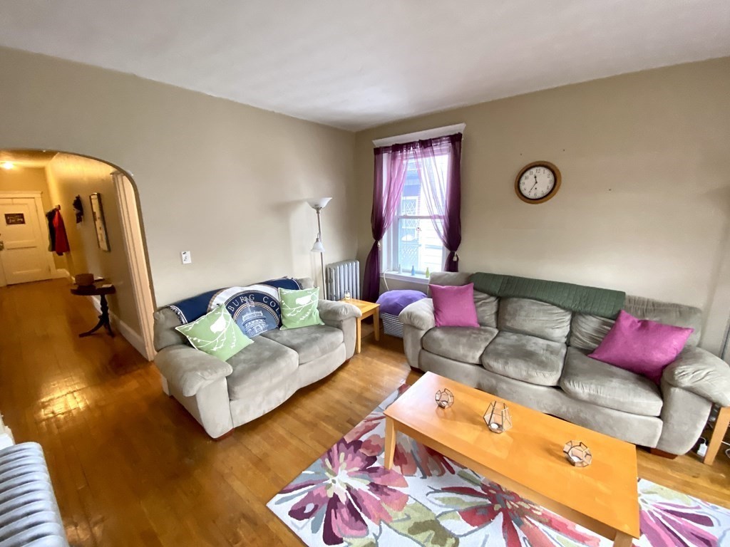 15 Parkman St, Brookline, Massachusetts, 2 Bedrooms Bedrooms, 4 Rooms Rooms,1 BathroomBathrooms,Residential Lease,For Rent,Parkman St,73399576