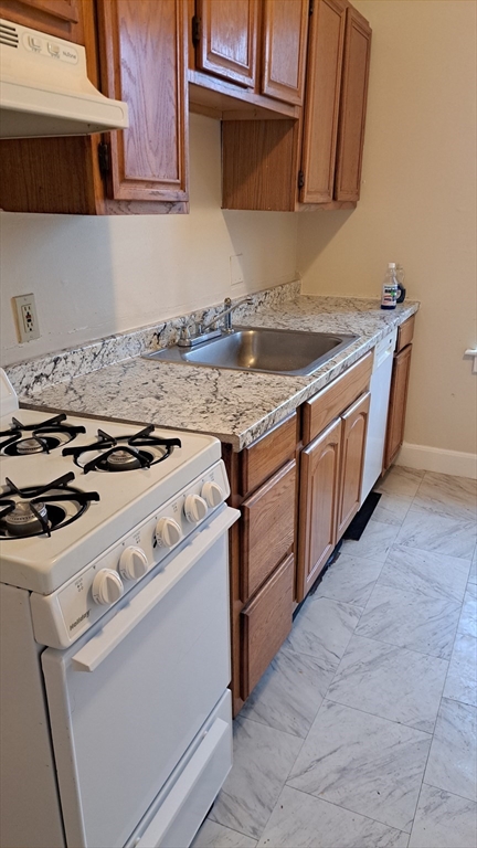 1111 Blue Hill, Boston, Massachusetts, 2 Bedrooms Bedrooms, 5 Rooms Rooms,1 BathroomBathrooms,Residential Lease,For Rent,Blue Hill,73459380