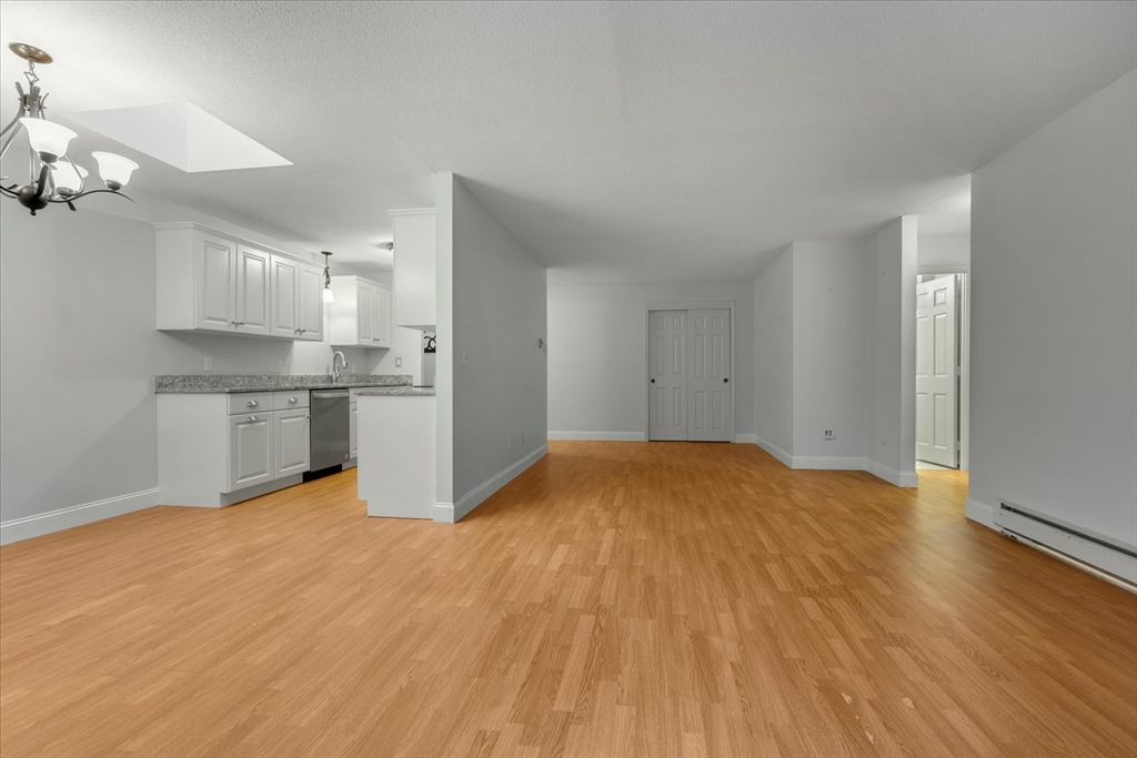 432 Old Chatham Rd., Dennis, Massachusetts, 2 Bedrooms Bedrooms, 4 Rooms Rooms,1 BathroomBathrooms,Residential,For Sale,Old Chatham Rd.,73405433