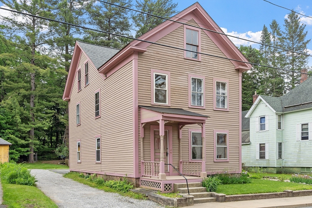 98 Mechanic St, Orange, Massachusetts, 4 Bedrooms Bedrooms, 10 Rooms Rooms,2 BathroomsBathrooms,Residential Income,For Sale,Mechanic St,73390266