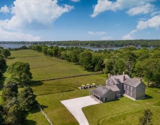 1541 Main Rd, Westport, Massachusetts, 3 Bedrooms Bedrooms, 9 Rooms Rooms,3.5 BathroomsBathrooms,Residential,For Sale,Main Rd,73157342