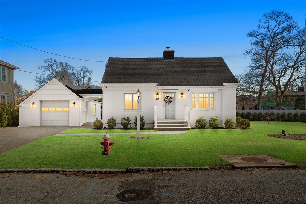 30 Pinette, Dartmouth, Massachusetts, 3 Bedrooms Bedrooms, 6 Rooms Rooms,1 BathroomBathrooms,Residential,For Sale,Pinette,73349303