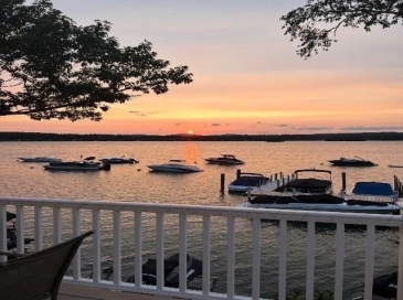 144 Lake St, Laconia, New Hampshire, 2 Bedrooms Bedrooms, 5 Rooms Rooms,2 BathroomsBathrooms,Residential,For Sale,Lake St,73459181
