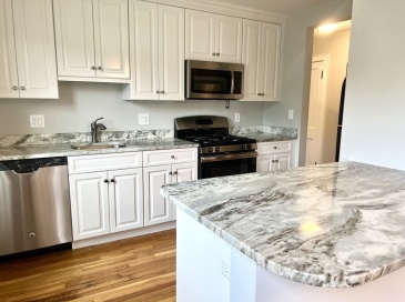98 Dean Street, Norwood, Massachusetts, 3 Bedrooms Bedrooms, 7 Rooms Rooms,1 BathroomBathrooms,Residential Lease,For Rent,Dean Street,73459494