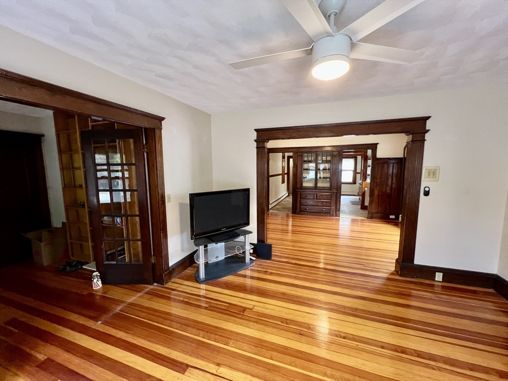 40 Copley St, Cambridge, Massachusetts, 2 Bedrooms Bedrooms, 8 Rooms Rooms,1 BathroomBathrooms,Residential Lease,For Rent,Copley St,73428788