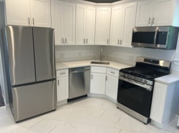 31-33 Raymond, Somerville, Massachusetts, 4 Bedrooms Bedrooms, 8 Rooms Rooms,2 BathroomsBathrooms,Residential Lease,For Rent,Raymond,73459549