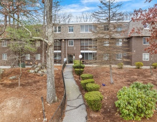 10 Mill St, Maynard, Massachusetts, 2 Bedrooms Bedrooms, 5 Rooms Rooms,1.5 BathroomsBathrooms,Residential,For Sale,Mill St,73459023