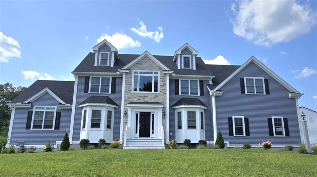 122 Main Street, Westford, Massachusetts, 1 Bedroom Bedrooms, 4 Rooms Rooms,1 BathroomBathrooms,Residential Lease,For Rent,Main Street,73416042