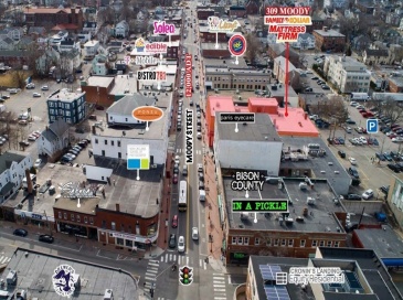 299-309 Moody St, Waltham, Massachusetts, ,Commercial Lease,For Rent,Moody St,73191459