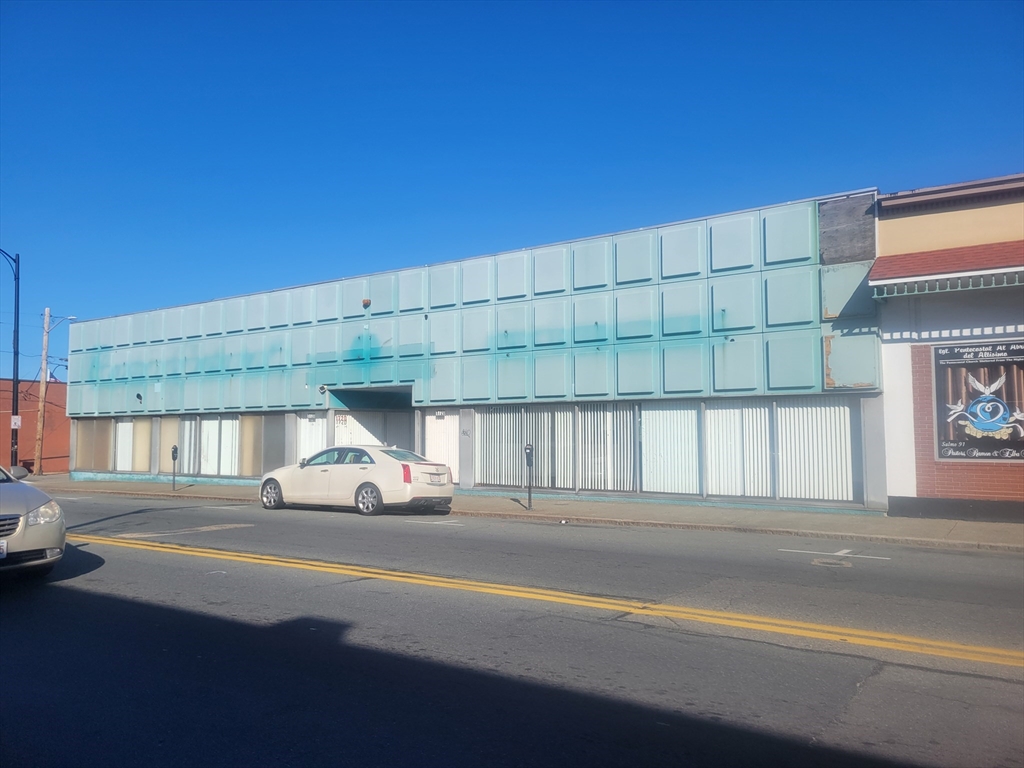 1710 -1720 Acushnet Ave, New Bedford, Massachusetts, ,Commercial Sale,For Sale,Acushnet Ave,73341146