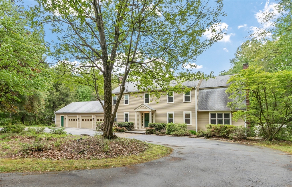 13 Jacob Gates Rd, Harvard, Massachusetts, 4 Bedrooms Bedrooms, 13 Rooms Rooms,2.5 BathroomsBathrooms,Residential,For Sale,Jacob Gates Rd,73382781