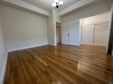 69 Appleton Street, Quincy, Massachusetts, 2 Bedrooms Bedrooms, 6 Rooms Rooms,2 BathroomsBathrooms,Residential Lease,For Rent,Appleton Street,73459635