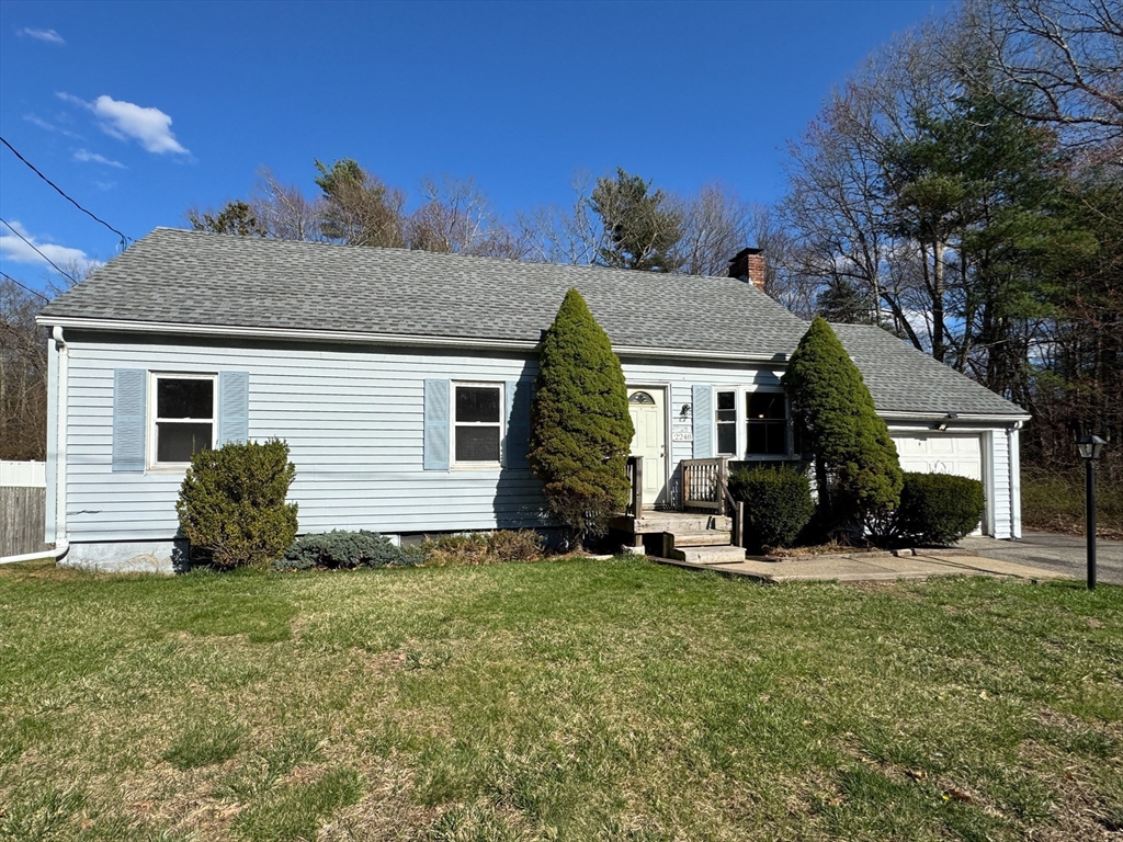 2248 Washington St, East Bridgewater, Massachusetts, 3 Bedrooms Bedrooms, 6 Rooms Rooms,1 BathroomBathrooms,Residential,For Sale,Washington St,73339266