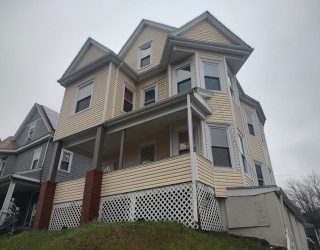 378 Ferry St, Everett, Massachusetts, 7 Bedrooms Bedrooms, 14 Rooms Rooms,3.5 BathroomsBathrooms,Residential Income,For Sale,Ferry St,73459263