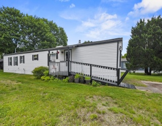 46 Wright Way, Coventry, Rhode Island, 2 Bedrooms Bedrooms, 7 Rooms Rooms,2 BathroomsBathrooms,Residential,For Sale,Wright Way,73380528