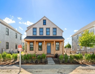 25 Beach Grass, Nantucket, Massachusetts, 5 Bedrooms Bedrooms, 8 Rooms Rooms,4.5 BathroomsBathrooms,Residential,For Sale,Beach Grass,73404029
