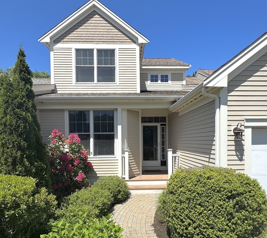 7 Sea Spray Ave, Mashpee, Massachusetts, 2 Bedrooms Bedrooms, 5 Rooms Rooms,2.5 BathroomsBathrooms,Residential,For Sale,Sea Spray Ave,73356706