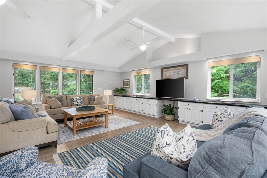 295 Cove View Rd, Wellfleet, Massachusetts, 3 Bedrooms Bedrooms, 5 Rooms Rooms,2 BathroomsBathrooms,Residential,For Sale,Cove View Rd,73399795