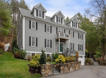 72 Great Plain Ave, Wellesley, Massachusetts, 4 Bedrooms Bedrooms, 10 Rooms Rooms,4.5 BathroomsBathrooms,Residential,For Sale,Great Plain Ave,73357165