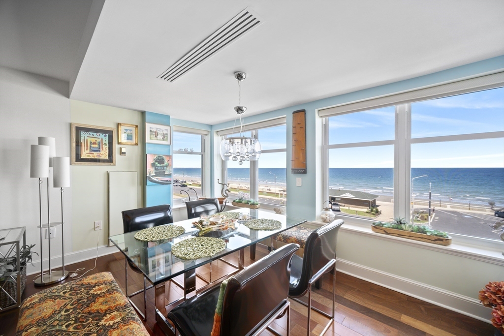 9 Park Ave, Hull, Massachusetts, 2 Bedrooms Bedrooms, 4 Rooms Rooms,2 BathroomsBathrooms,Residential,For Sale,Park Ave,73339777