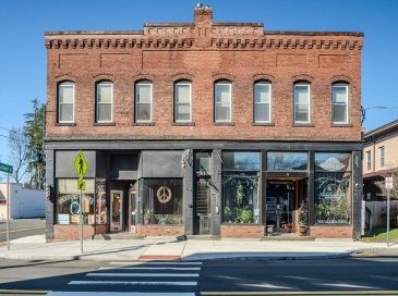 46-54 Union St, Easthampton, Massachusetts, ,Commercial Sale,For Sale,Union St,73360917