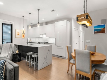 39 A St, Boston, Massachusetts, 2 Bedrooms Bedrooms, 4 Rooms Rooms,2 BathroomsBathrooms,Residential,For Sale,A St,73350349