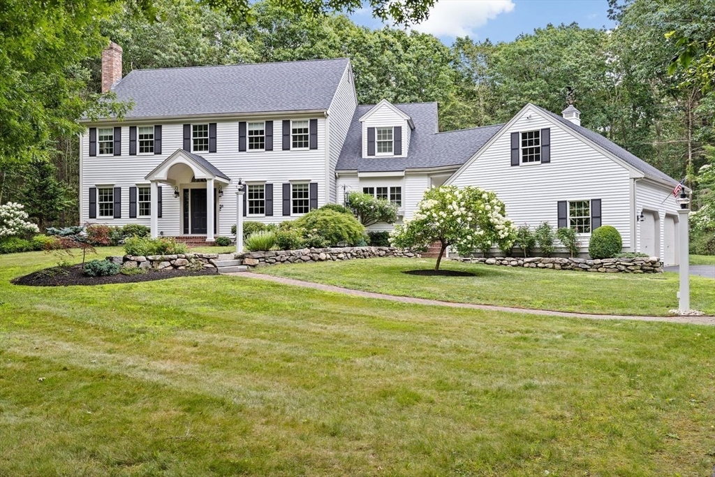 58 Captain Joshua Lane, Norwell, Massachusetts, 4 Bedrooms Bedrooms, 14 Rooms Rooms,3.5 BathroomsBathrooms,Residential,For Sale,Captain Joshua Lane,73410698