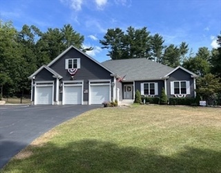 1 Patriot, East Bridgewater, Massachusetts, 4 Bedrooms Bedrooms, 7 Rooms Rooms,2 BathroomsBathrooms,Residential Lease,For Rent,Patriot,73395947