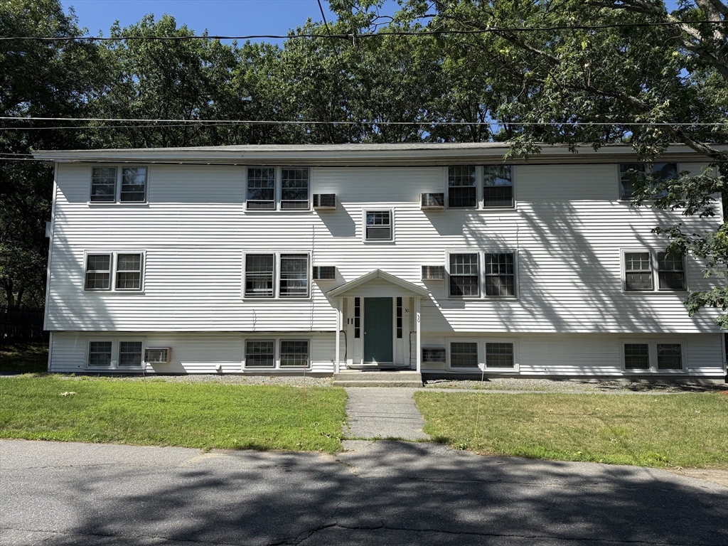 30 Garrison St, Leominster, Massachusetts, 11 Bedrooms Bedrooms, 23 Rooms Rooms,6 BathroomsBathrooms,Residential Income,For Sale,Garrison St,73396292