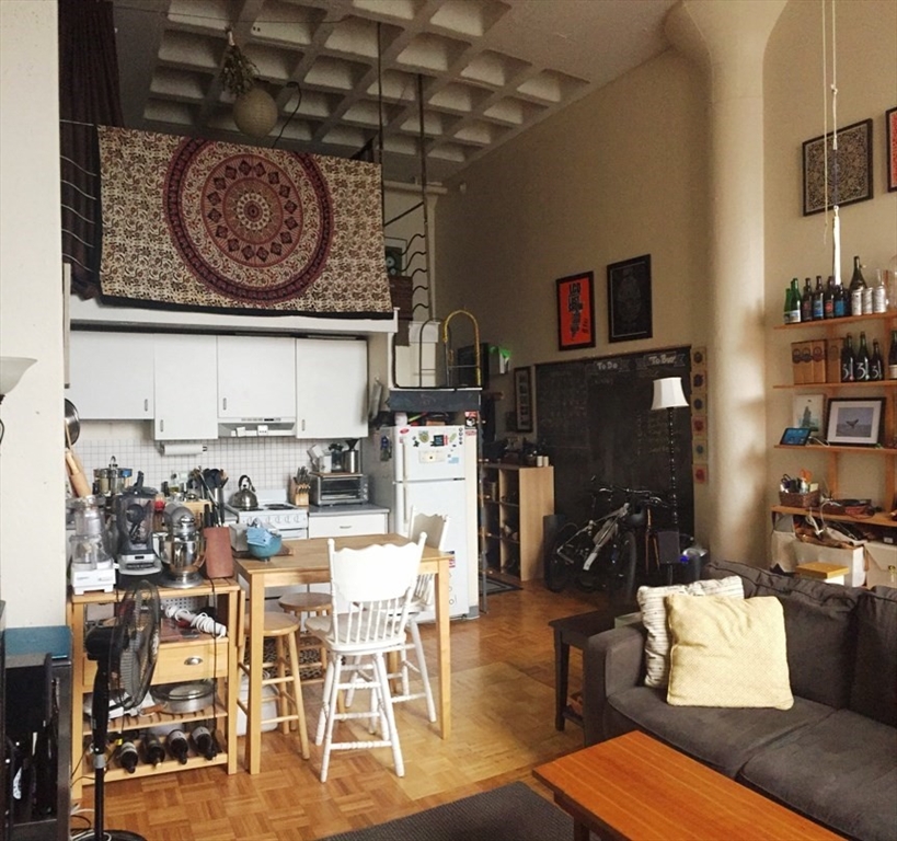 61 Brookline Avenue, Boston, Massachusetts, 1 Room Rooms,1 BathroomBathrooms,Residential Lease,For Rent,Brookline Avenue,73459786