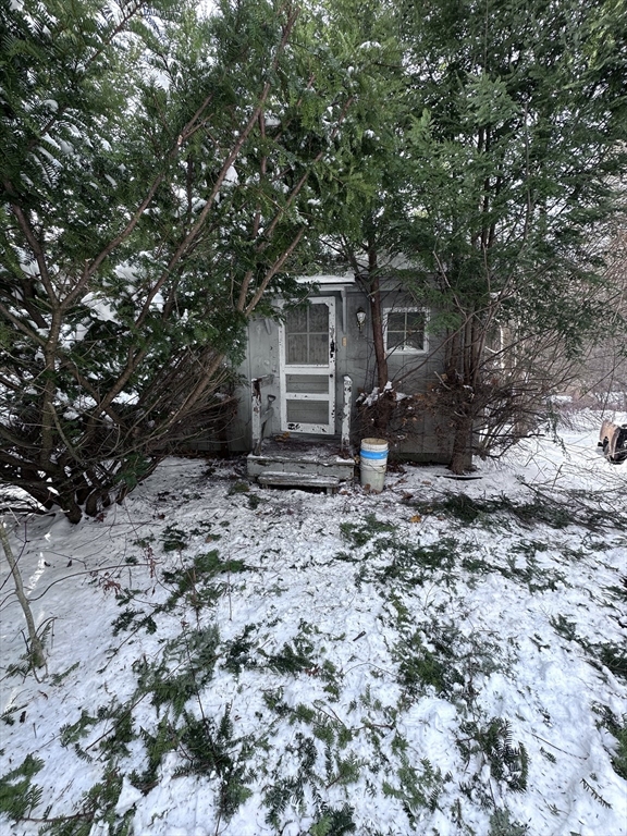 404 Sylvester Rd, Northampton, Massachusetts, 1 Bedroom Bedrooms, 3 Rooms Rooms,1 BathroomBathrooms,Residential,For Sale,Sylvester Rd,73459803