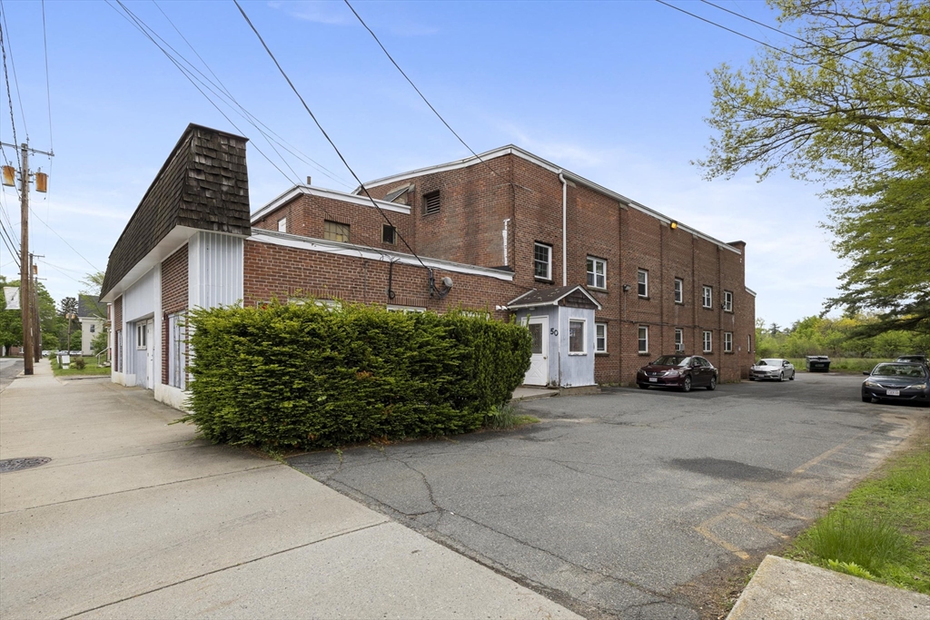 50 E Main St, Orange, Massachusetts, 19 Bedrooms Bedrooms, 41 Rooms Rooms,17 BathroomsBathrooms,Residential Income,For Sale,E Main St,73459677