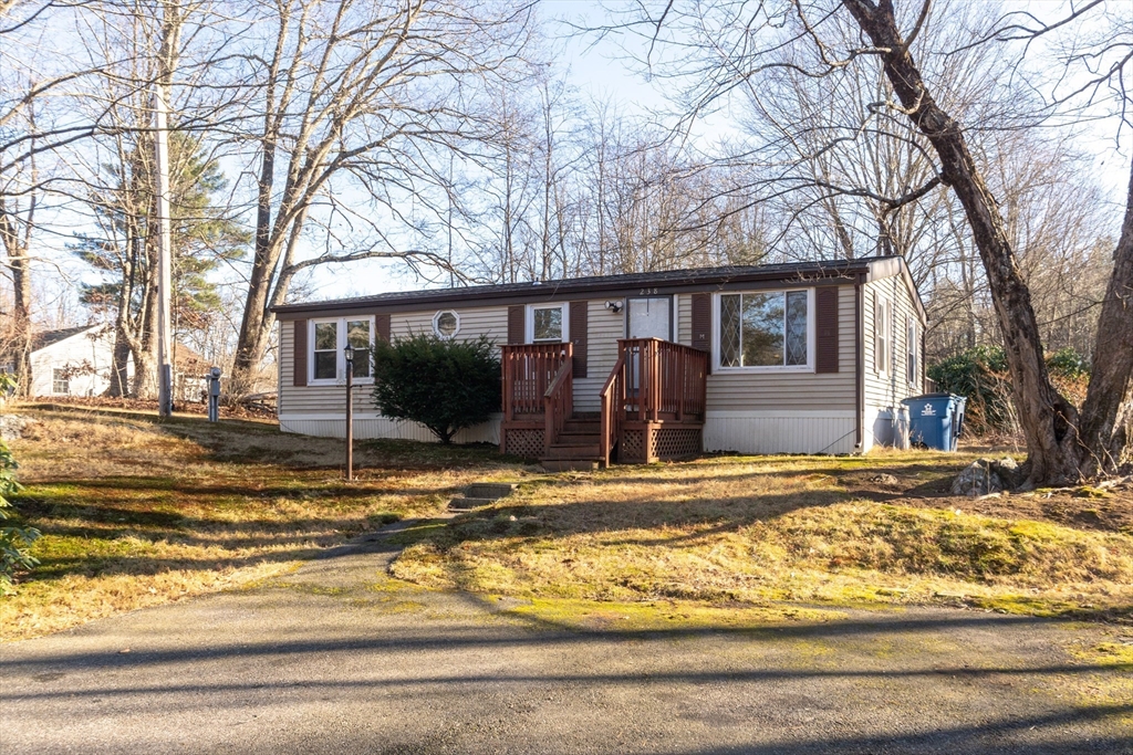 238 Brookfield Road, Brimfield, Massachusetts, 2 Bedrooms Bedrooms, 4 Rooms Rooms,1 BathroomBathrooms,Residential,For Sale,Brookfield Road,73459342