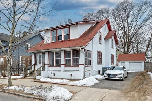 90 Rochelle St, Springfield, Massachusetts, 4 Bedrooms Bedrooms, 7 Rooms Rooms,2 BathroomsBathrooms,Residential,For Sale,Rochelle St,73356740