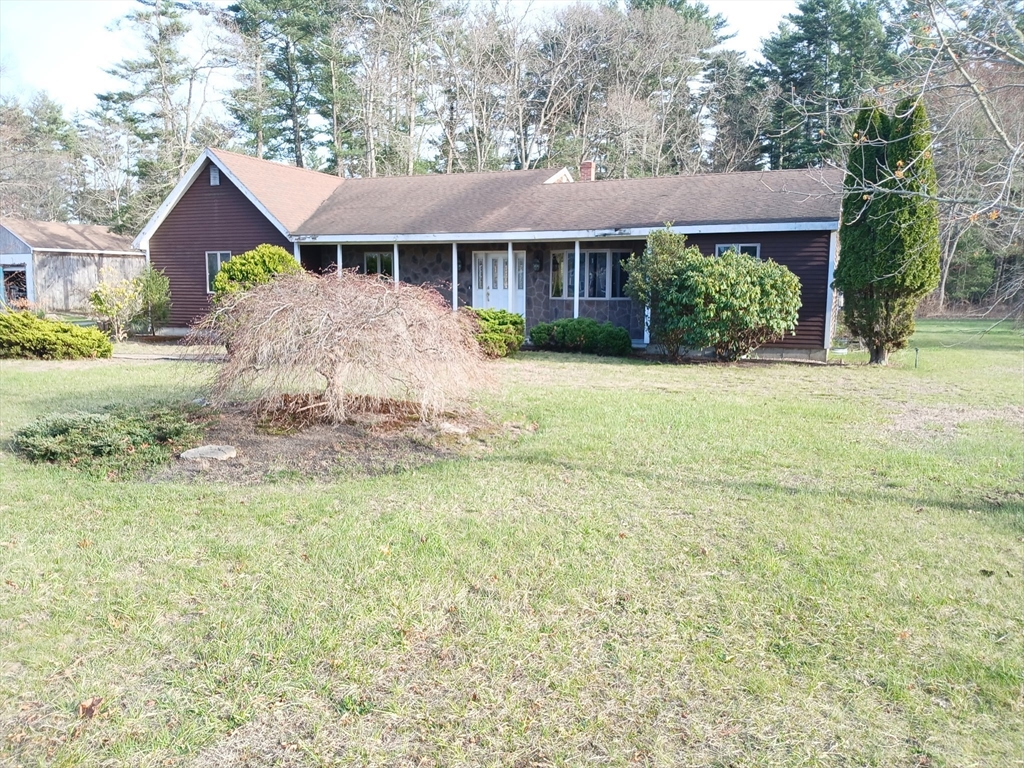 46 West Street, Carver, Massachusetts, 3 Bedrooms Bedrooms, 5 Rooms Rooms,2 BathroomsBathrooms,Residential,For Sale,West Street,73362057