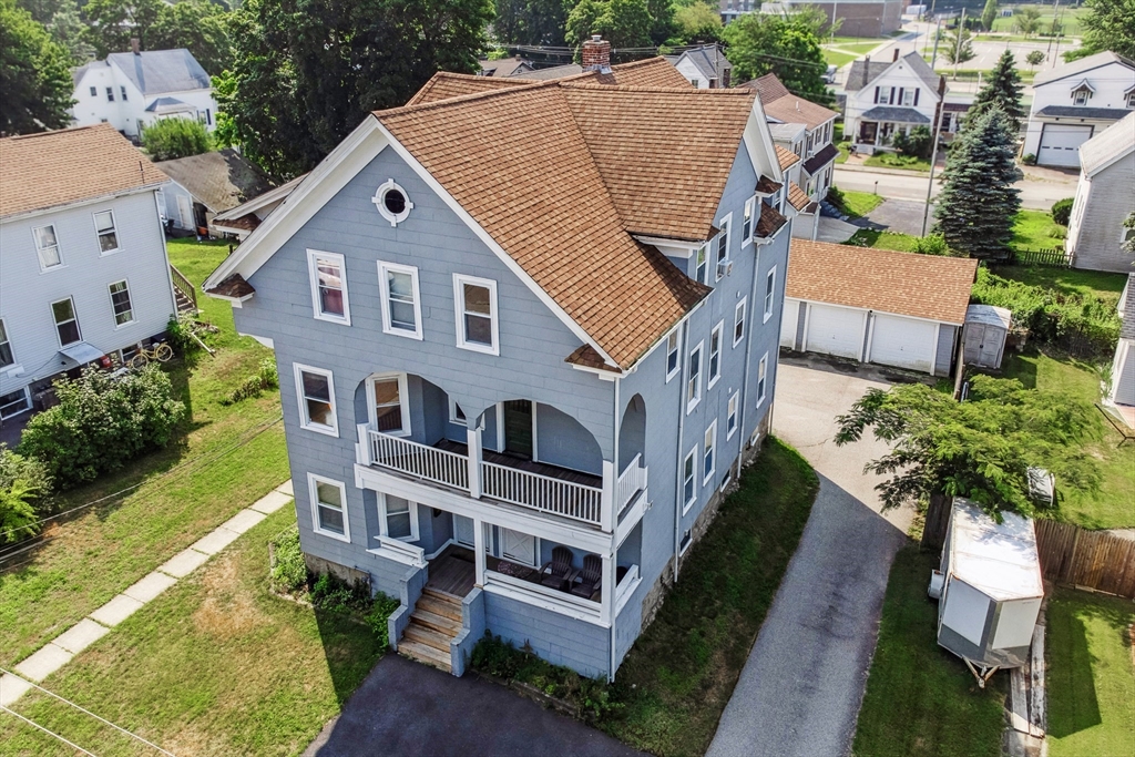 114-116 Pacific St, Rockland, Massachusetts, 7 Bedrooms Bedrooms, 15 Rooms Rooms,3 BathroomsBathrooms,Residential Income,For Sale,Pacific St,73410206
