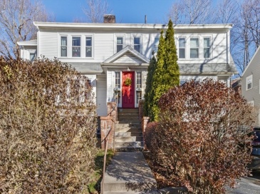 41 Whittemore Road, Newton, Massachusetts, 4 Bedrooms Bedrooms, 7 Rooms Rooms,1.5 BathroomsBathrooms,Residential Lease,For Rent,Whittemore Road,73459849