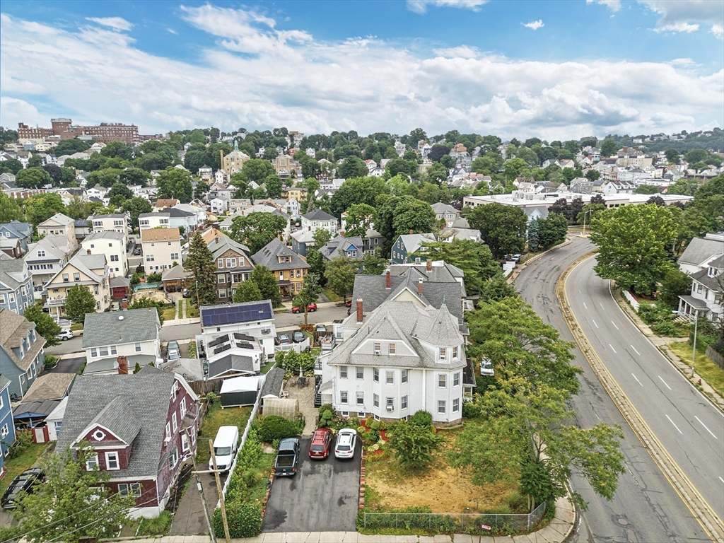 54 Revere Beach Pkwy, Chelsea, Massachusetts, 6 Bedrooms Bedrooms, 13 Rooms Rooms,3 BathroomsBathrooms,Residential Income,For Sale,Revere Beach Pkwy,73404750