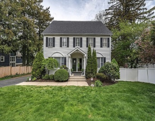 396 Dedham Street, Newton, Massachusetts, 4 Bedrooms Bedrooms, 11 Rooms Rooms,3.5 BathroomsBathrooms,Residential,For Sale,Dedham Street,73459585