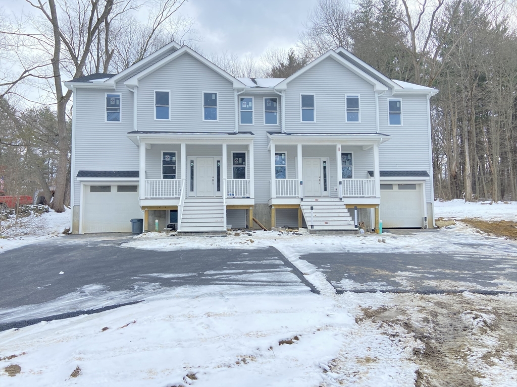 72 Westborough Rd, Grafton, Massachusetts, 3 Bedrooms Bedrooms, 6 Rooms Rooms,2.5 BathroomsBathrooms,Residential,For Sale,Westborough Rd,73459436