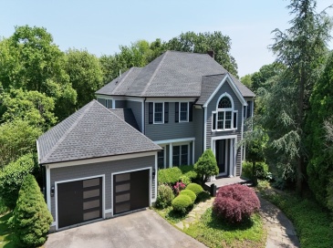 3 E High St, Dartmouth, Massachusetts, 4 Bedrooms Bedrooms, 11 Rooms Rooms,4 BathroomsBathrooms,Residential,For Sale,E High St,73357838