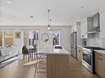 457 W Broadway, Boston, Massachusetts, 1 Bedroom Bedrooms, 3 Rooms Rooms,1 BathroomBathrooms,Residential Lease,For Rent,W Broadway,73446813