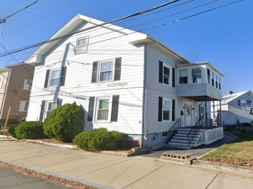 6 Oakland Street, Peabody, Massachusetts, 1 Bedroom Bedrooms, 4 Rooms Rooms,1 BathroomBathrooms,Residential Lease,For Rent,Oakland Street,73443223