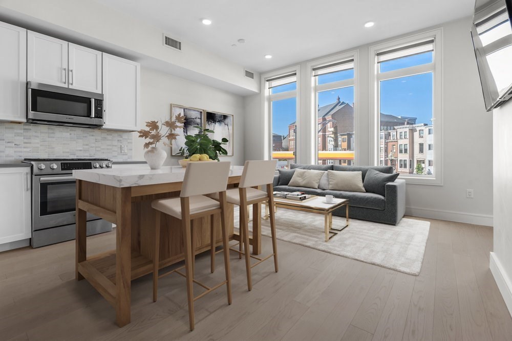 65 Meridian St, Boston, Massachusetts, 1 Bedroom Bedrooms, 3 Rooms Rooms,1 BathroomBathrooms,Residential Lease,For Rent,Meridian St,73444115