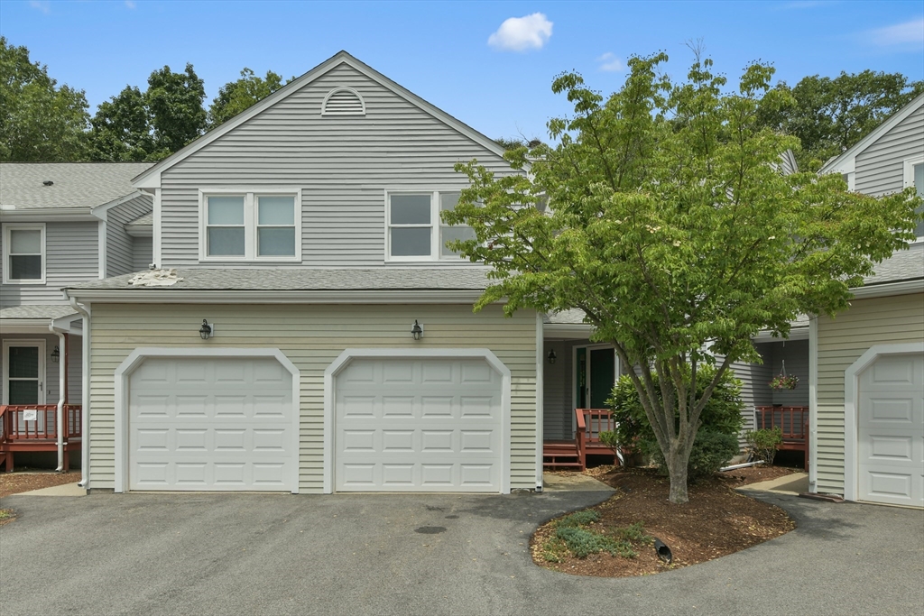 154 Bear Hill Rd, Cumberland, Rhode Island, 3 Bedrooms Bedrooms, 7 Rooms Rooms,2.5 BathroomsBathrooms,Residential,For Sale,Bear Hill Rd,73401818