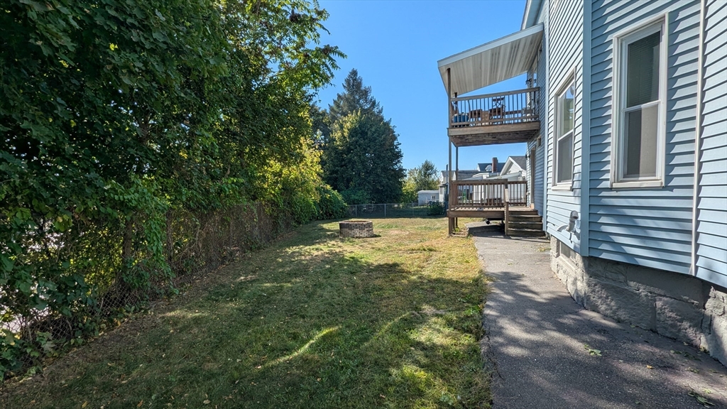 14 Burns Street, Lowell, Massachusetts, 4 Bedrooms Bedrooms, 6 Rooms Rooms,1 BathroomBathrooms,Residential Lease,For Rent,Burns Street,73442536