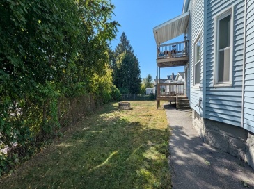 14 Burns Street, Lowell, Massachusetts, 4 Bedrooms Bedrooms, 6 Rooms Rooms,1 BathroomBathrooms,Residential Lease,For Rent,Burns Street,73442536