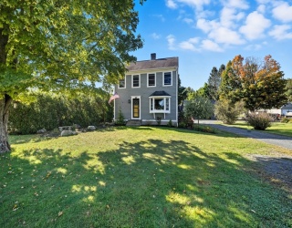 427 Main Rd, Granville, Massachusetts, 3 Bedrooms Bedrooms, 6 Rooms Rooms,1.5 BathroomsBathrooms,Residential,For Sale,Main Rd,73437538